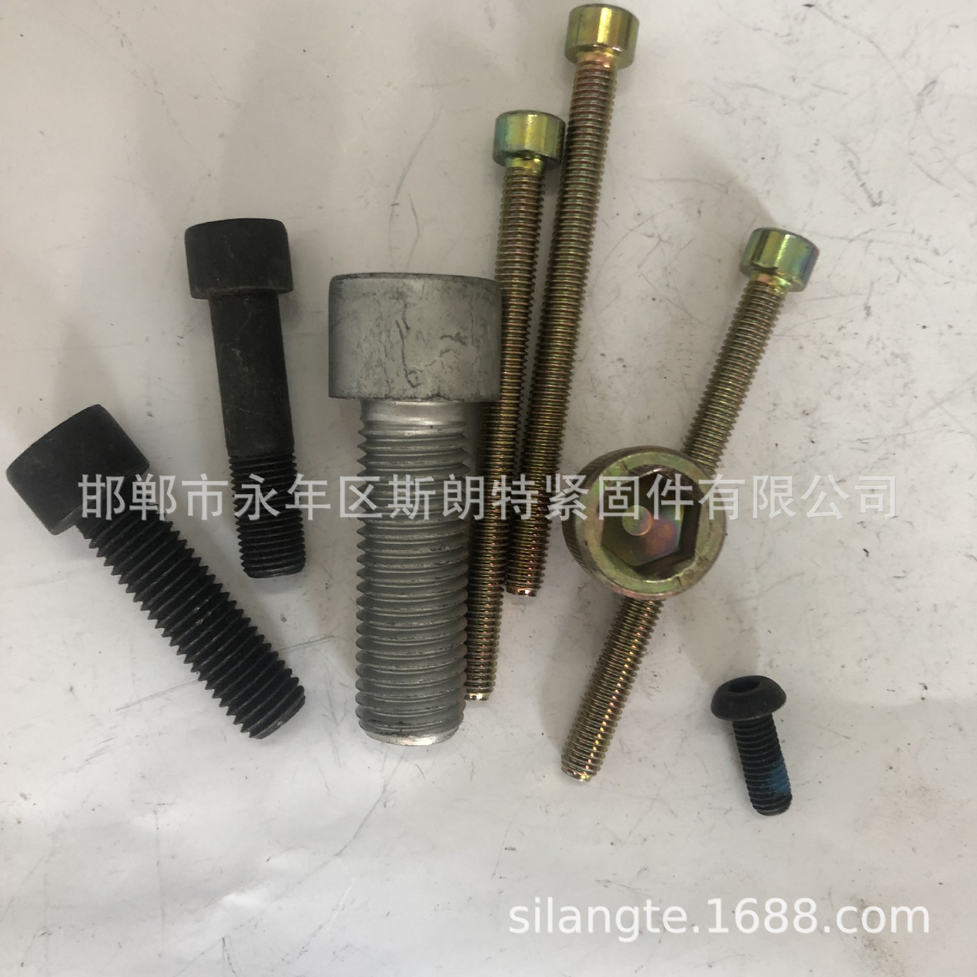 DIN 912������ ANSI/ASME B 18.3 ���������� ����ϸ��������