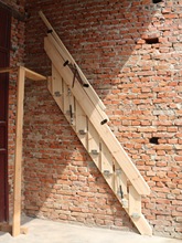 实木家用折叠梯子贴墙翻折伸缩拉室内外loft隐形平台登高阁楼楼梯