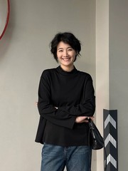 秋季新款百分百纯棉后背排扣腰部两边缩褶设计打底衬衣33