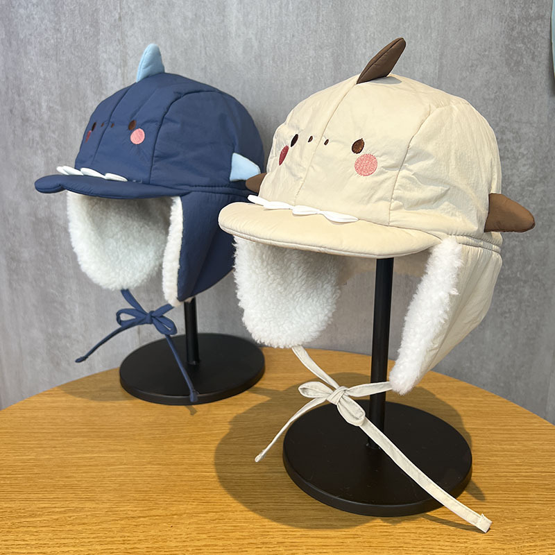 Sombreros para niños de dinosaurio caliente invierno gorras de rayos para bebés casuales lindos gorras de protección de oídos para niños y niñas con gorras de terciopelo