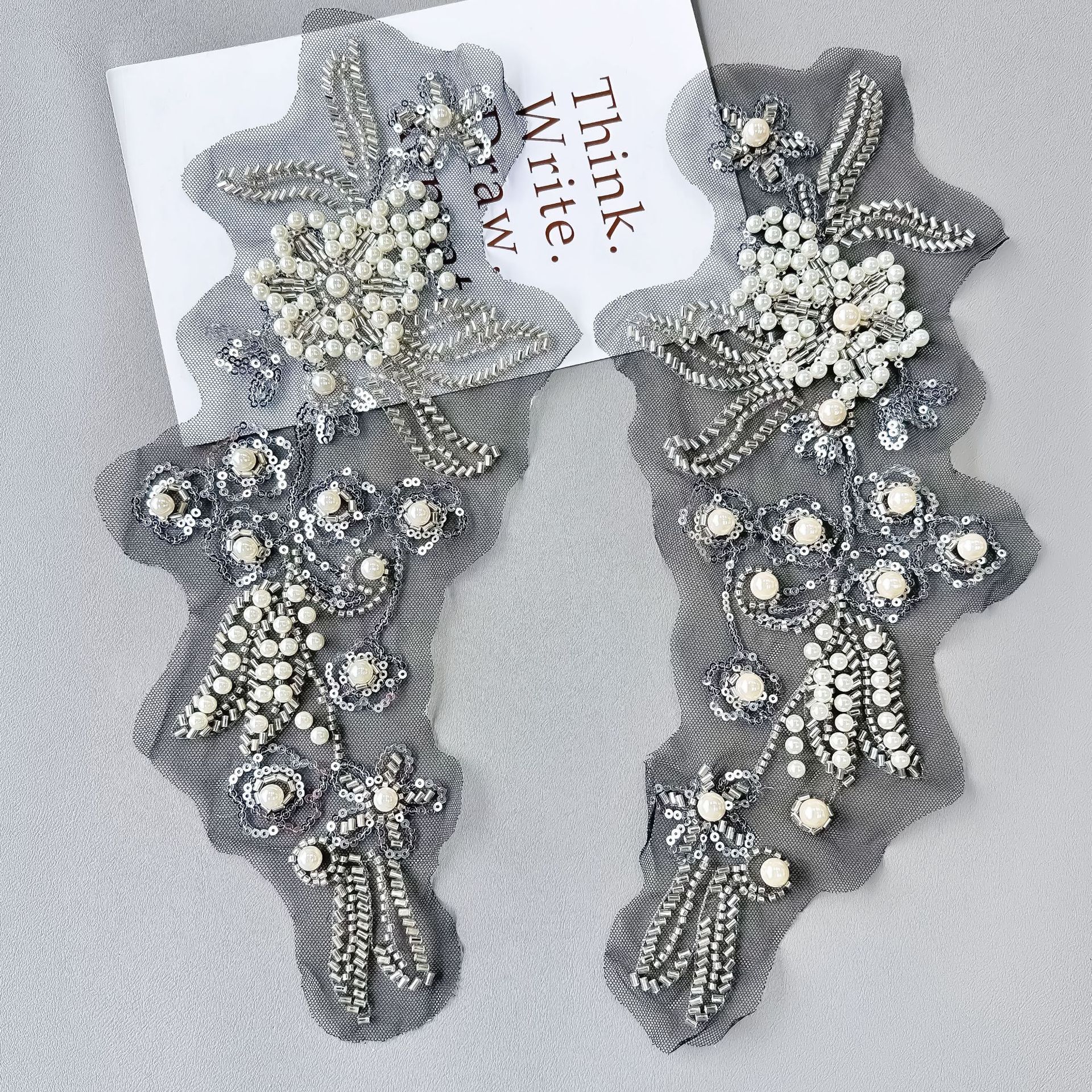 Nuevo estilo de tela de perlas de clavos ligero lujo rendimiento vestido de baile bordado encaje contra flores calcomanías flores de pecho image 4