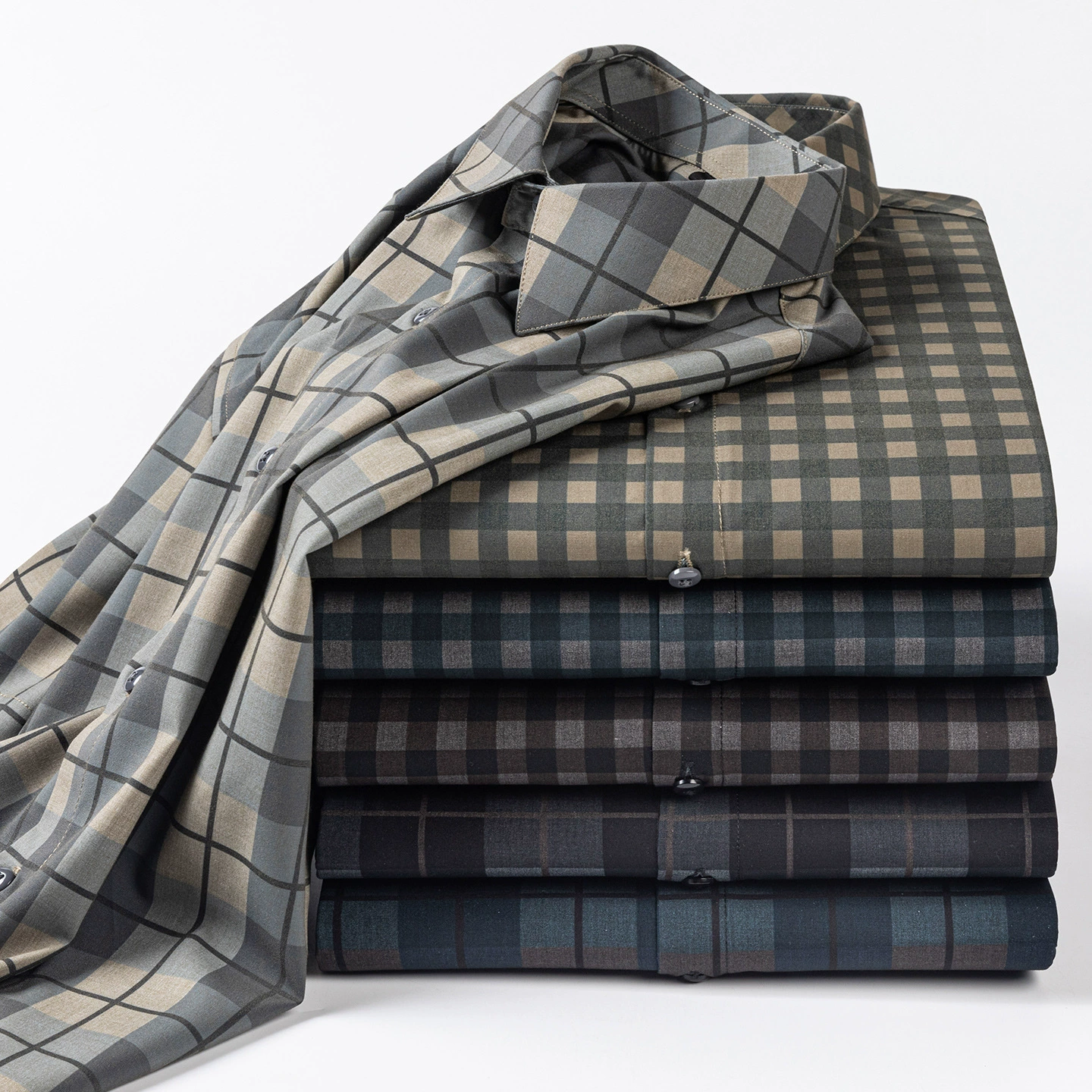 Новые летние молодежные мужские рубашки с короткими рукавами из бамбукового волокна, модные повседневные клетчатые топы, модная и универсальная новая подкладка.