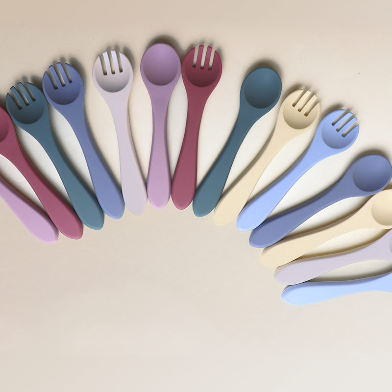 Silicona grado alimenticio comer cuchara de entrenamiento Tenedor respetuoso del medio ambiente silicona niños alimentación cuchara FDA certificado cuchara de silicona Tenedor
