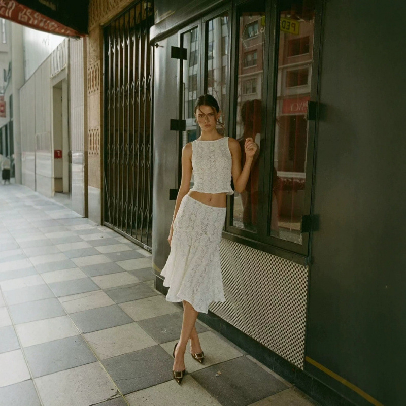 2023 European and American Summer New Round Neck Navel-Baring Slim-Fitting Camisole Top High-Waisted Hip-Covering Skirt Set for Women