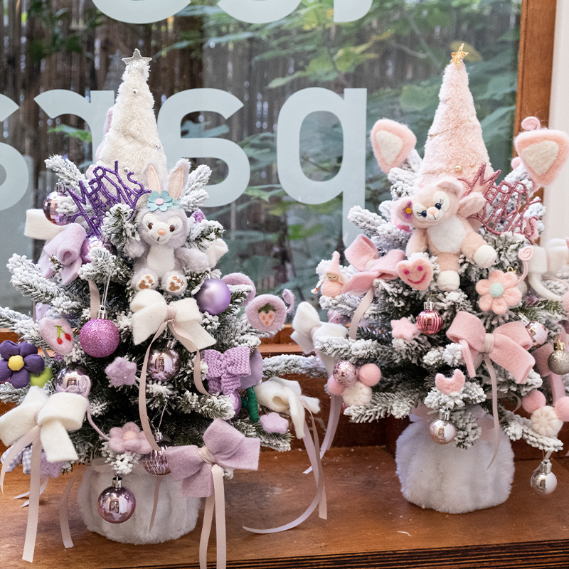 圣诞节圣诞树带音乐积雪松诺贝松八音盒节日气氛氛围装饰商场酒店