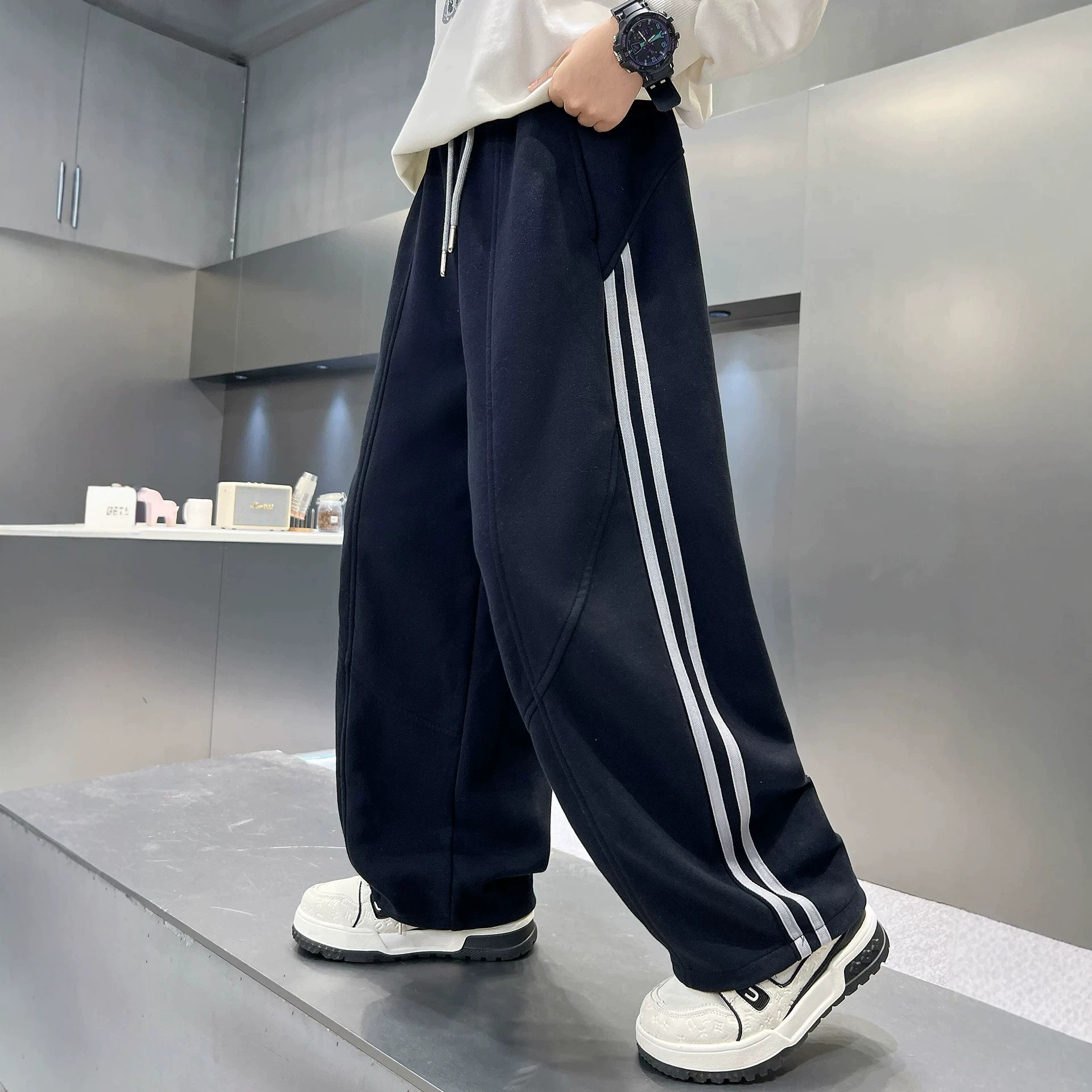 儿童卫裤秋季男童弯刀裤春秋款宽松中大童针织长裤休闲运动直筒裤