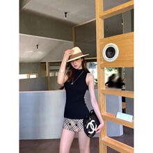 夏季时尚气质包臀半身裙搭配无袖背心性感辣妹风修身显瘦洋气套装