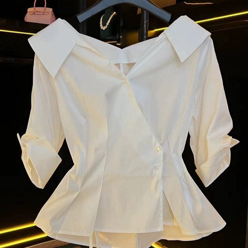 Designer Diagonal Button Collar Short-Sleeved Shirt for Women, This Year's Popular High-End Shirt, Pleated Waist Slimming Top