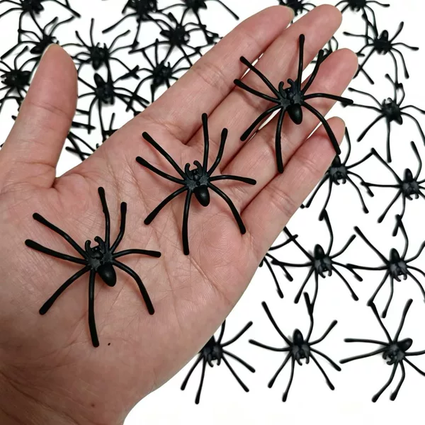 Halloween Decoration Small Spider Plastic Artificial Spider Toy Spider Web Spider Cotton Accessories Scene Arrangement Props