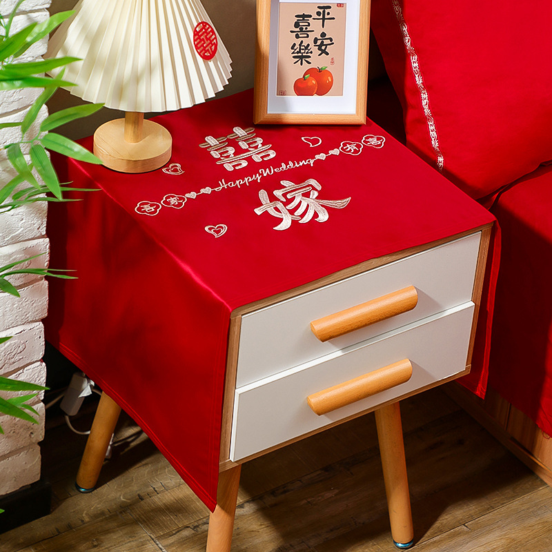 New Chinese-style wedding room bedside table red tablecloth wedding cover auspicious character wedding supplies decoration wholesale