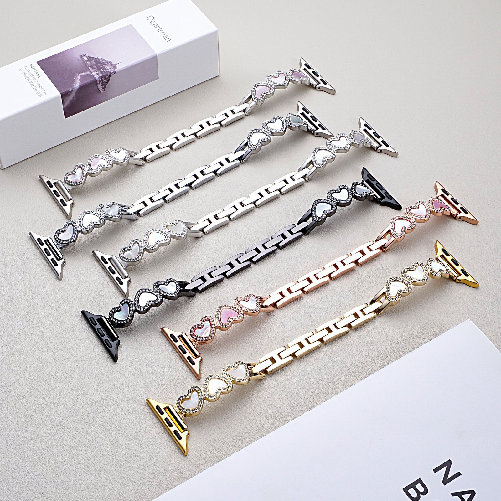 New Model Suitable for Apple Applewatch S11 Watch Strap Heart Shell Bracelet Wrist Strap Metal Women's Watch Strap