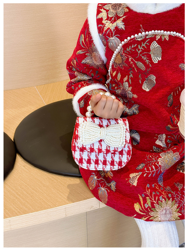 Women's Cotton And Linen Plaid Cherry Bow Knot Cute Beading Pearls Shell Flip Cover Crossbody Bag display picture 11