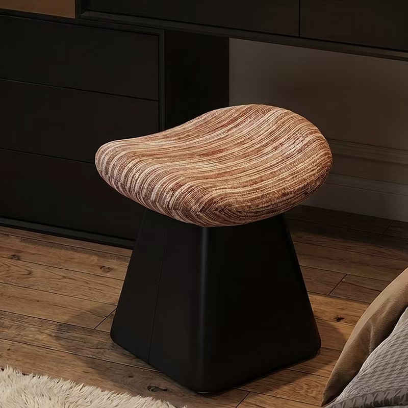 Light Luxury Makeup Stool, Rotating Vanity Stool for Girls' Bedroom, Nordic Style Piano Stool, Bedroom Study Room Learning Stool, Trendy Shoe-Changing Stool