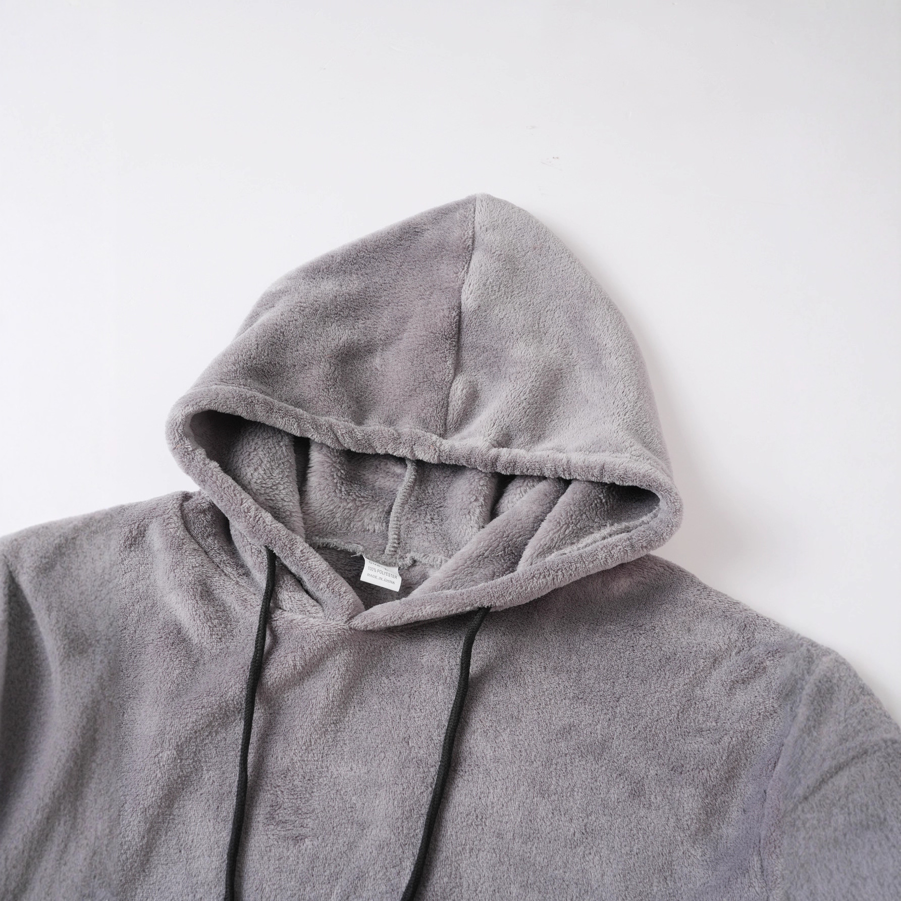 Men's Winter Hooded Sweatshirt – Cozy Fleece-Lined Pullover (Oversized Fit, 260GSM, 3 Colors)_voghion.com