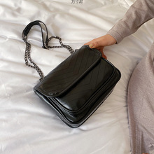 感包包洋气女士包包新款潮韩版百搭质感斜挎包时尚单肩包一件批发