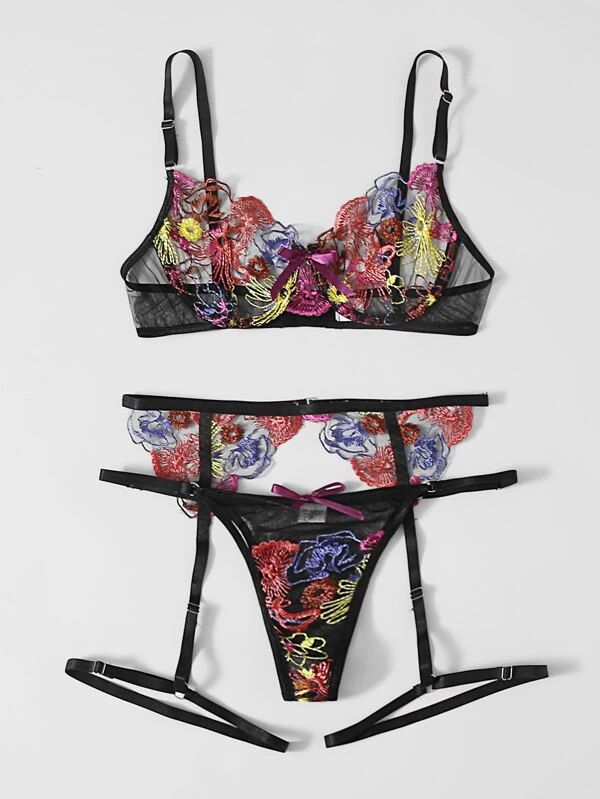 New Sexy Women's Embroidered Lace Three Point Fun Underwear Set_voghion.com