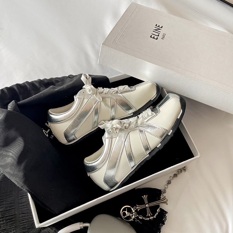 Zhao Lusini con zapatos de cebra de cabeza cuadrada 2025 nuevos zapatos deportivos de entrenamiento de entrenamiento moral rojo