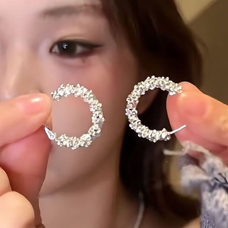 甜酷风辣妹素圈耳圈耳环2025年新款简约圆脸耳环个性网红圆圈耳饰|undefined