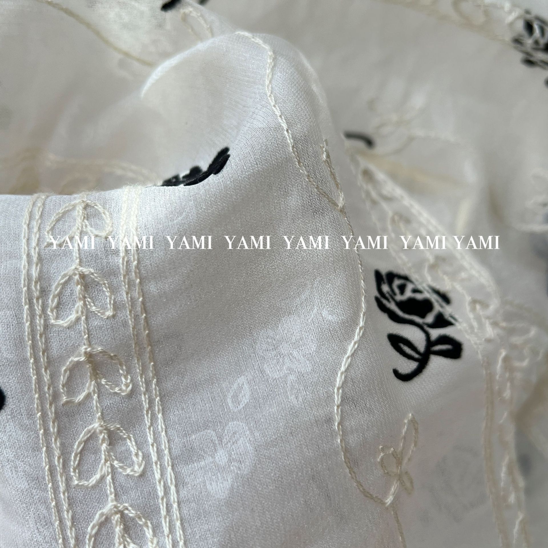 Ropa tela brillante hilo jacquard bordado en relieve ganchillo flocado falda de tela Hanfu Lolita material bordado