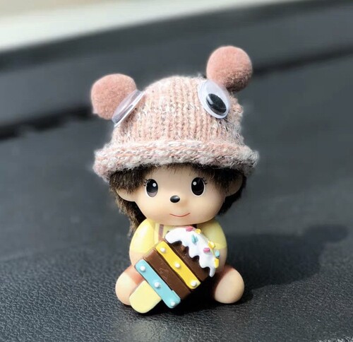 Single Monchchi doll car ornaments creative cute bobblehead doll car interior accessories cartoon car accessories for women