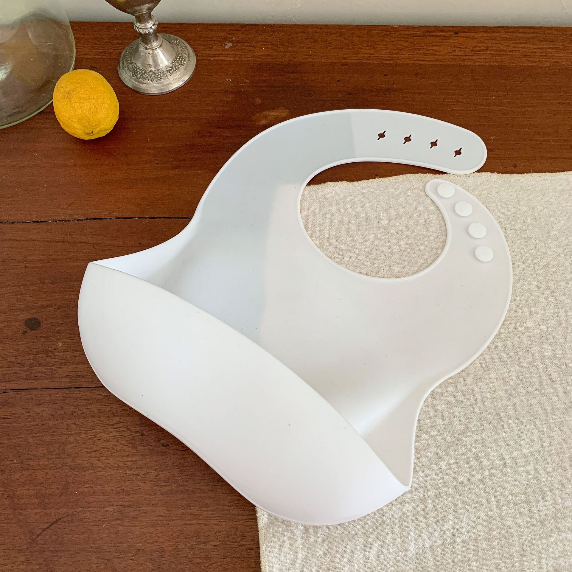 Ropa para niños de caña de pera babero de bebé de silicona para niños 2025 nuevo bebé niña alimentación toalla de saliva impermeable