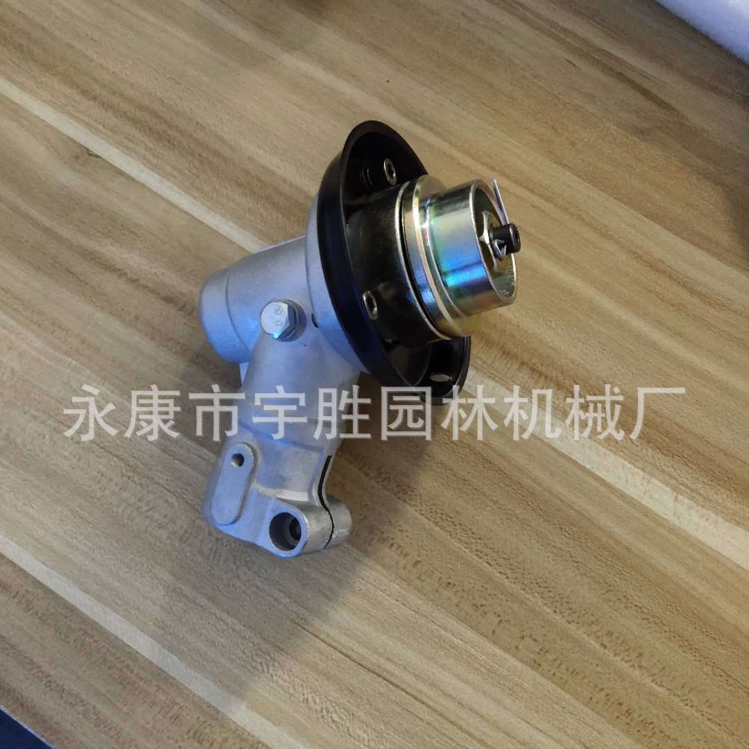 通用割草机打草机割灌机工作头 齿轮箱 变速箱配件  山东款宇胜款