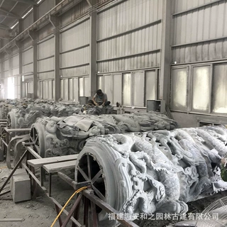 寺庙大雄宝殿门口石雕龙柱 古建筑户外青石龙柱子 纯手工精细雕凿