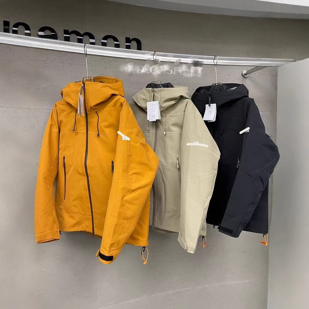Winter travel keep warm comfortable windproof waterproof…