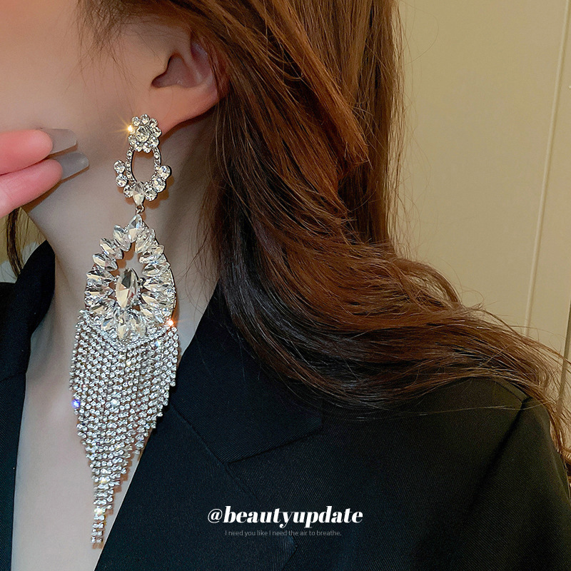 Aguja de plata diamante flor hueco pendientes de gota de agua personalidad exagerada larga borla pendientes moda europea y americana pendientes de la industria pesada