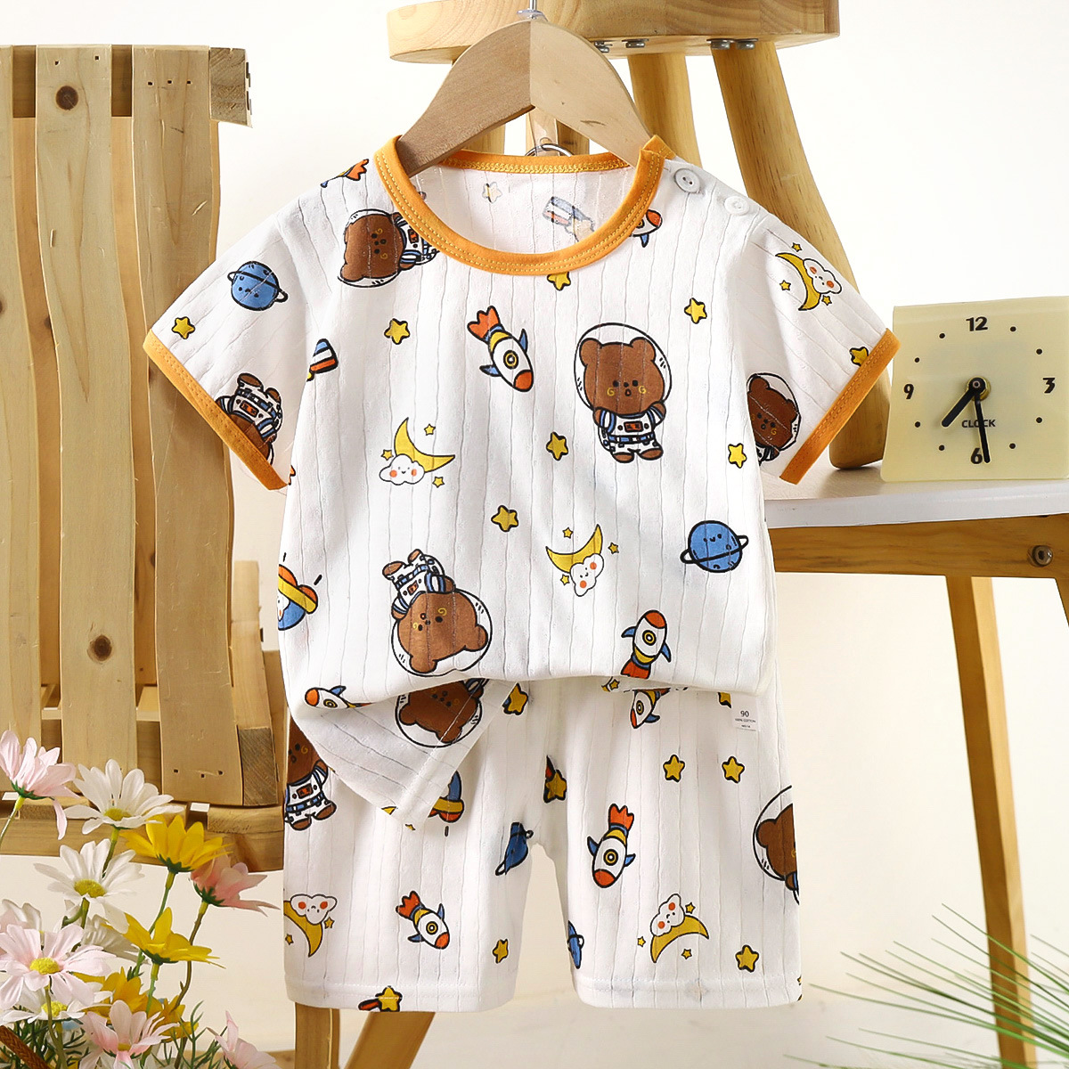 Nuevo traje de bebé de verano de dos piezas de manga corta de algodón para niños, pantalones cortos para bebés, ropa de casa delgada de dibujos animados