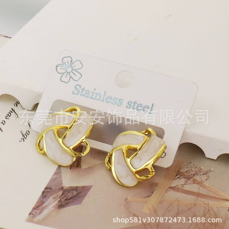 跨境轻奢高级感不锈钢方形白色滴釉爱心耳环女小巧精致时尚耳钉|undefined