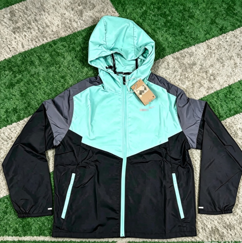 2025 New Model Sports Breathable Color-Blocking Jacket, Same Style as Certain Brands, Available on Independent Sites and Amazon, Hiking Set, Casual Quick-Dry