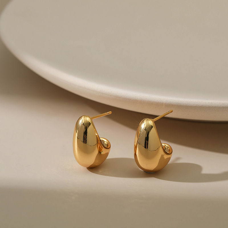 Holiday Occasion 1 Pair Simple Style C Shape Plating Copper 18k Gold Plated Ear Studs