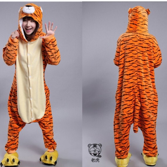 Demi-season cartoon flannel pijama for men and women