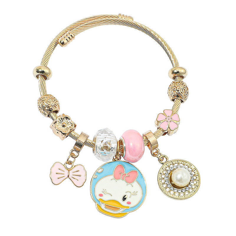 Cross-border European and American Hot Selling Cartoon Animation Cute Donald Duck Bracelet Creative Charm Alloy Oil Dropping Pendant Jewelry Cross-border European and American Hot Selling Cartoon Animation Cute Donald Duck Bracelet Creative Charm Alloy Oil Dropping Pendant Jewelry