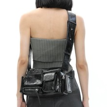 美式复古机车包个性甜酷辣妹单肩斜挎包时尚多口袋油蜡皮腋下包