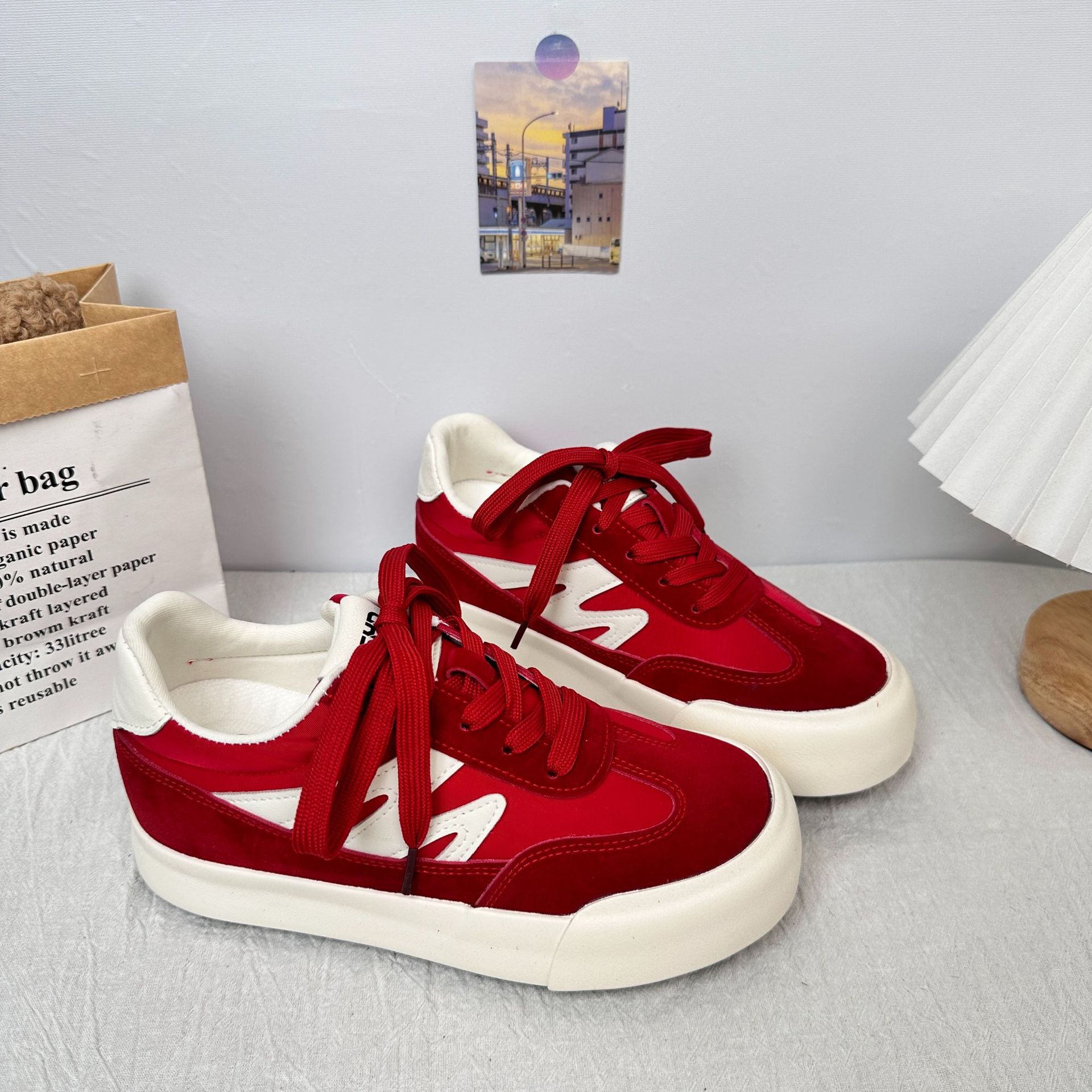 6637 zapatos de tabla de aumento interior de lona roja retro coreana para mujer 2025 primavera nuevos zapatos casuales de entrenamiento alemán image 4