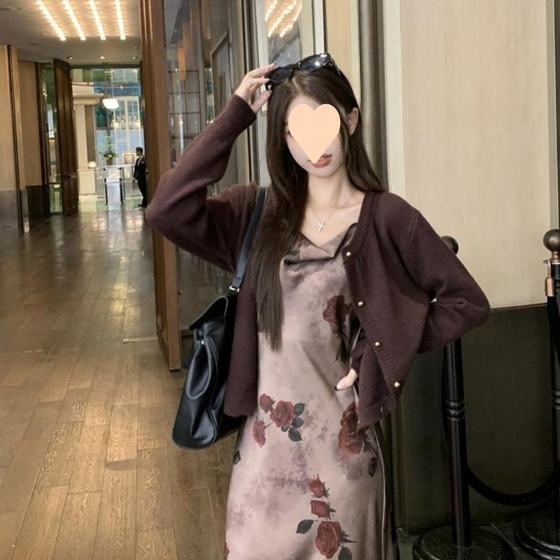 法式轻熟复古醋酸缎面碎花吊带连衣裙女慵懒风长裙毛衣两件套装秋|undefined