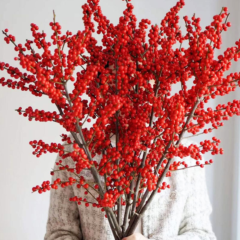 Wintergreen Red Fruit Flowers Direct Wholesale North American Wintergreen Fortune Fruit Potted Cuttings New Year's Eve Flower Base Wholesale Wintergreen Real Flowers