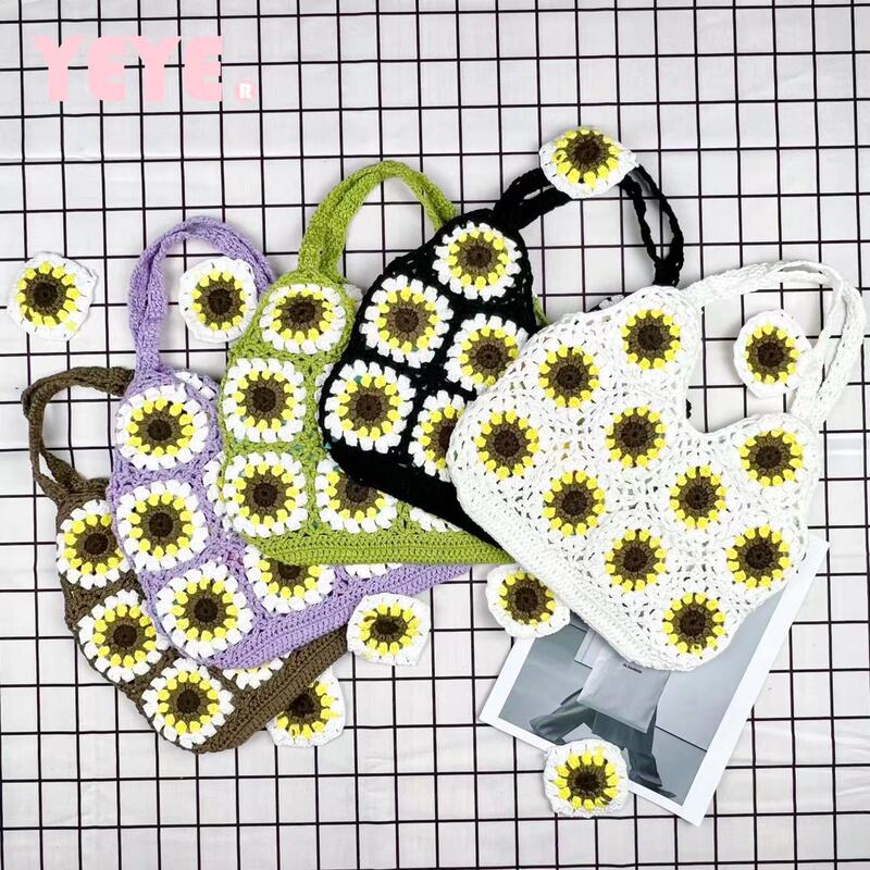 2022 European and American pure hand hook random mixed color stitching women's bag cross-border supply crochet flower handbag