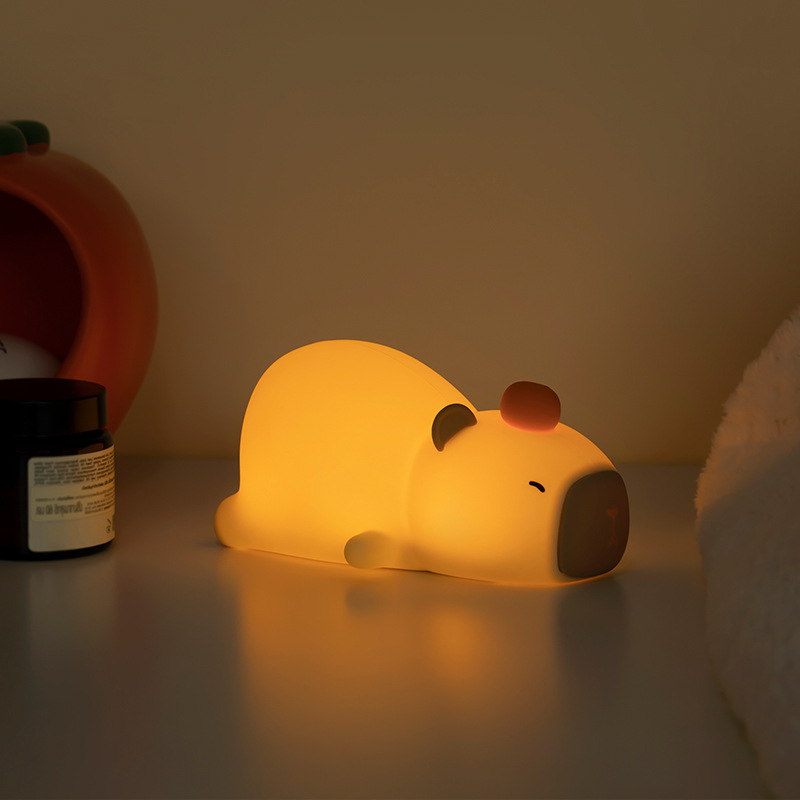 腹ばいになります。|undefined