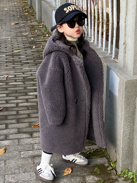 Elephant gray