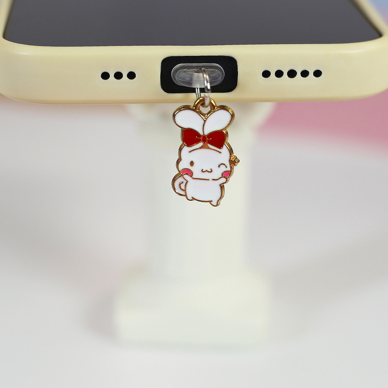 カスタマイズされたかわいい携帯電話防塵プラグプラグチャーム充電ポートダストキャップ携帯電話ペンダント卸売|undefined