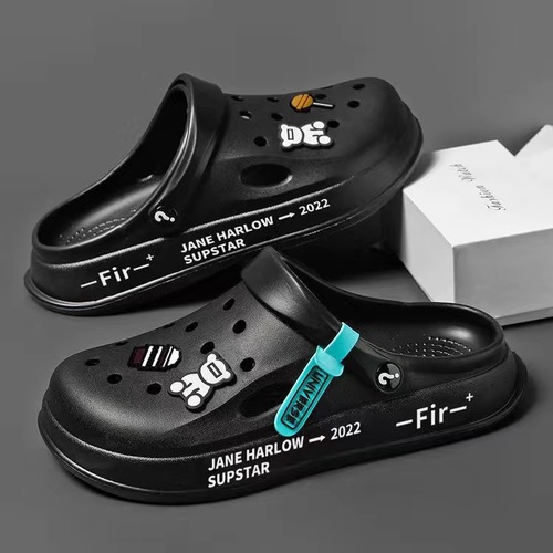 Step-on Sensation Men's Summer Holes Shoes Breathable Outdoor Wear Thick Sole Anti-slip Perforated Hiking Beach Casual Slippers