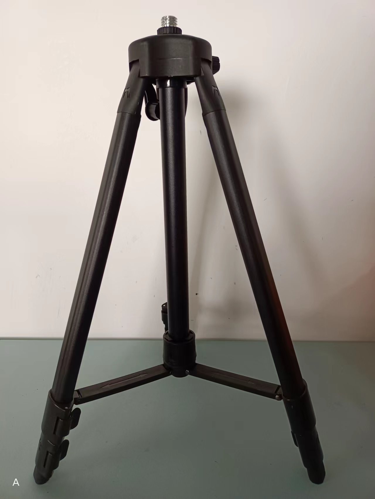 Aleación de aluminio de infrarrojos de nivel de soporte trípode telescópico varilla de elevación de agua plana de medición trípode