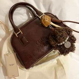 南枫百搭潮流法甜展馆枕头包包女2025新款时尚气质手提单肩斜挎包