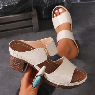 Summer 2024 foreign trade thick heeled European and American sandals light hollow solid color large-size women's slip-on slippers 43