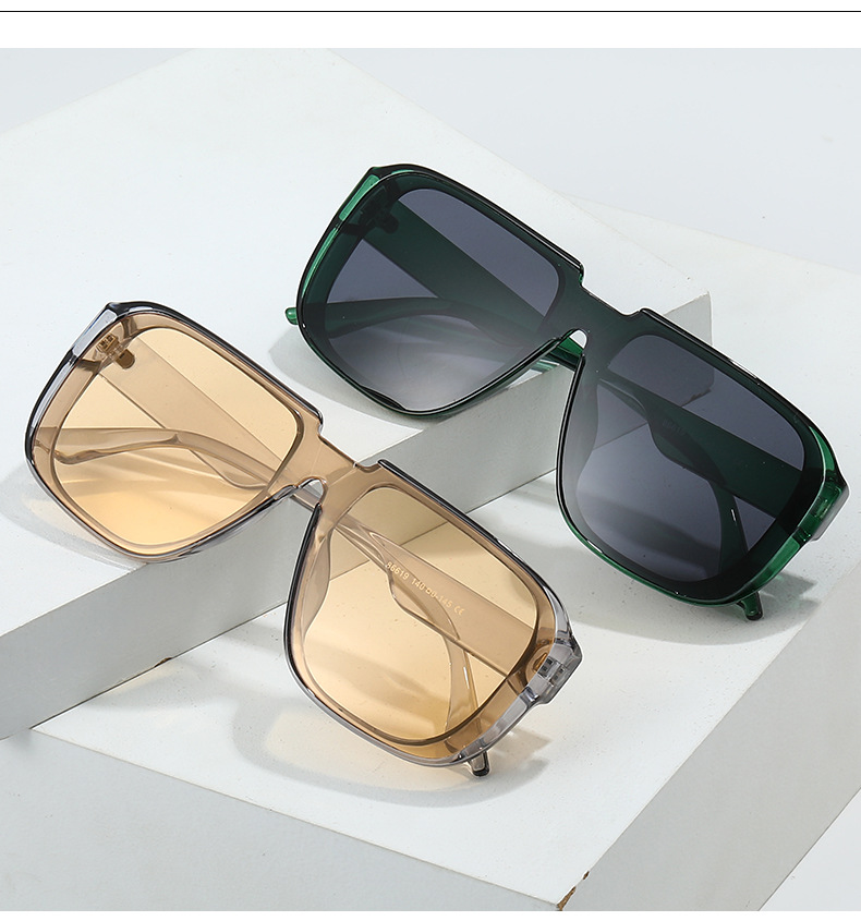 55g Weight Full Frame Glasses Structure Sunglasses Classification PC, UV400 Protection Lens Material Square Glasses Style Daily Occasion Solid Color Pattern Women'S Gender Patchwork Design Fashion Style Black Color Fashion Solid Color PC UV400 Protection Square Patchwork Full Frame Men's Sunglasses 无