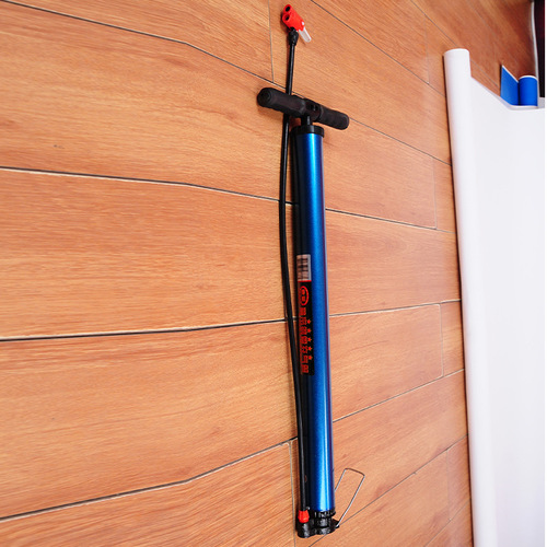 Bicycle High-Pressure Big Four-and-a-Half Pump  
Electric Bike High-Pressure Steel Pipe Pump  
61 cm 45 High-Pressure Inflator