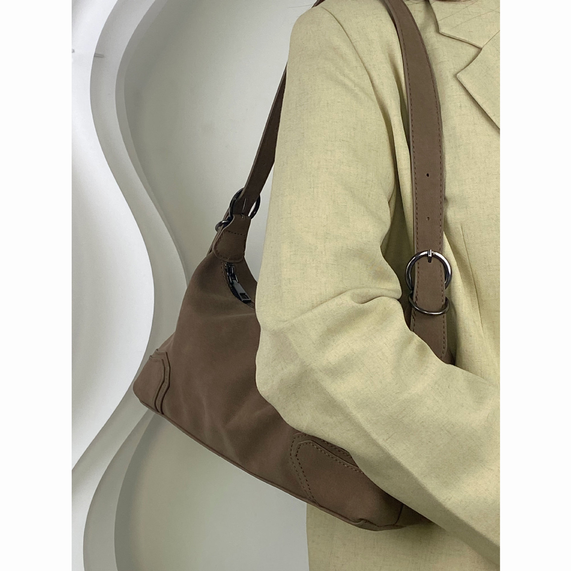 Stylish Pu Leather Shoulder Bag For Women Maillard Matte Finish_voghion.com